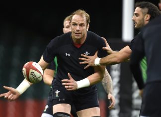 Wales unchanged for crucial Six Nations finale against Ireland