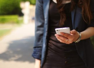 Three Tips For Conducting A Reverse Phone Number Lookup
